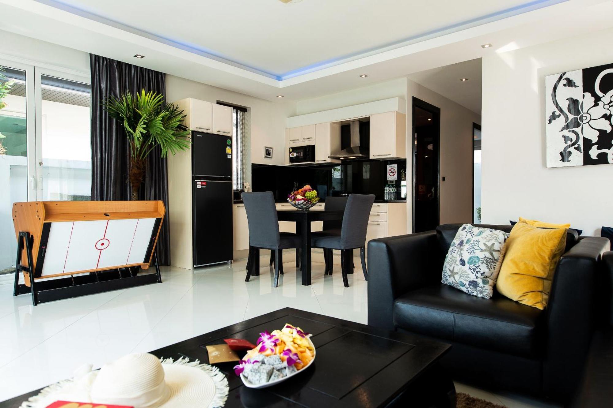 Colibri Pool Villa Pattaya Pantai Jomtien Bilik gambar