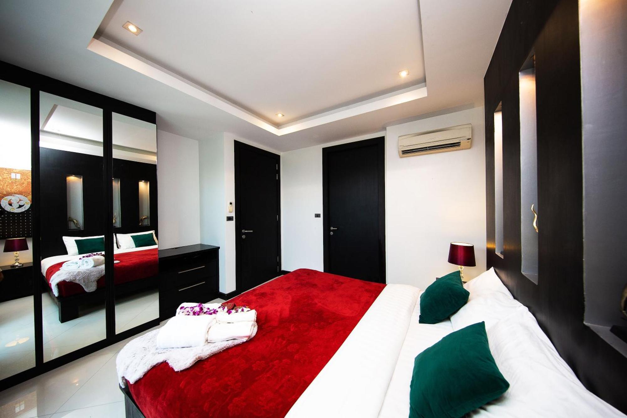 Colibri Pool Villa Pattaya Pantai Jomtien Bilik gambar
