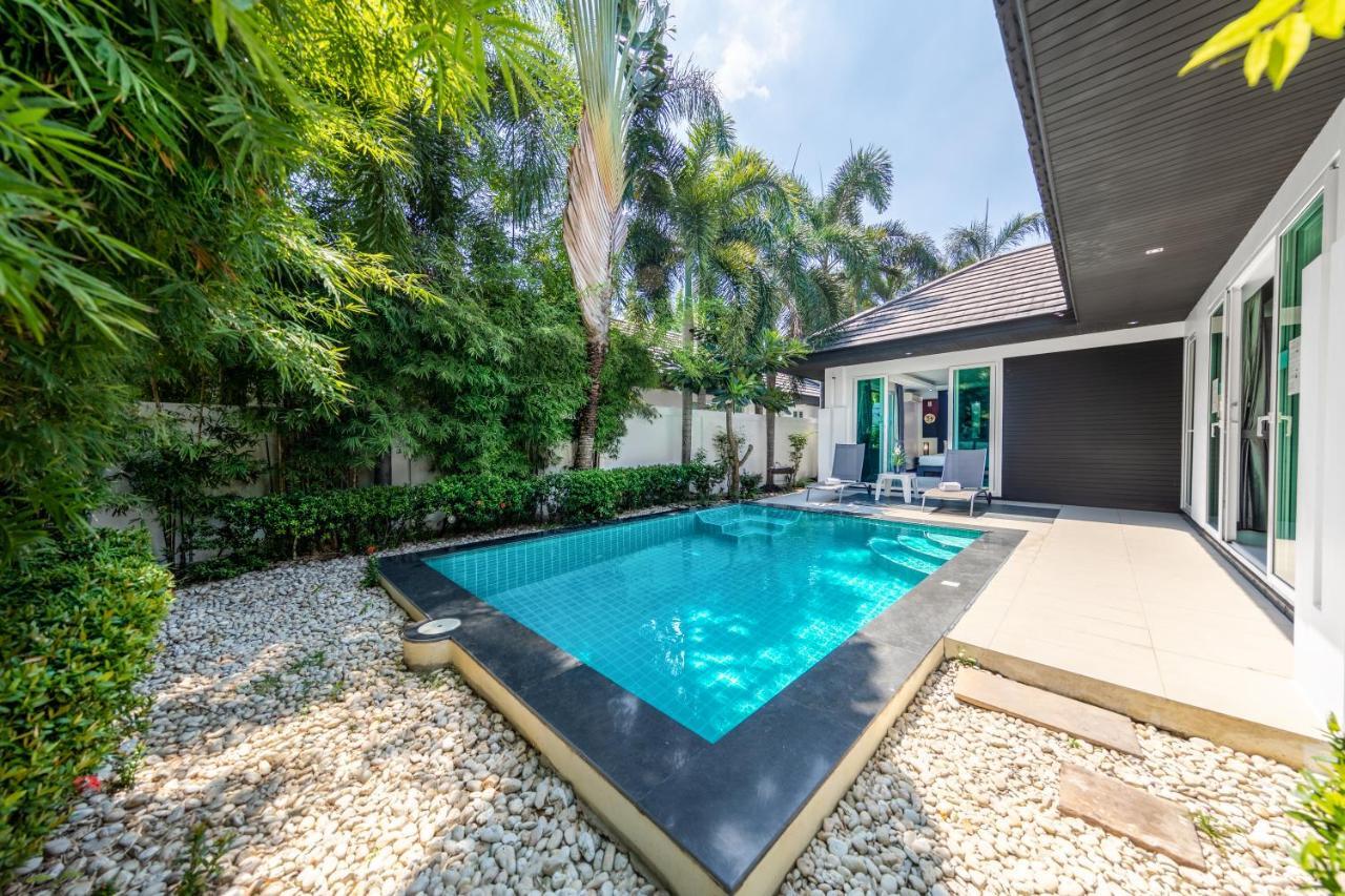Colibri Pool Villa Pattaya Pantai Jomtien Luaran gambar